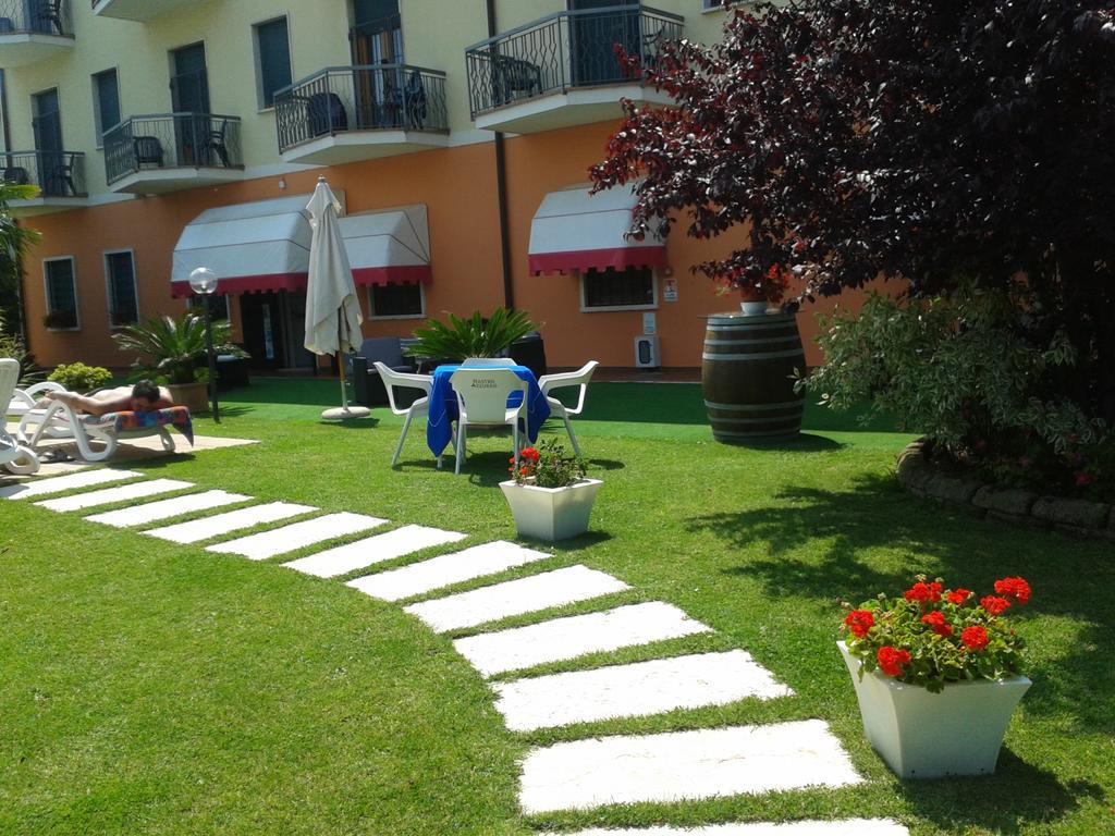 Hotel Fornaci Peschiera del Garda Exteriér fotografie